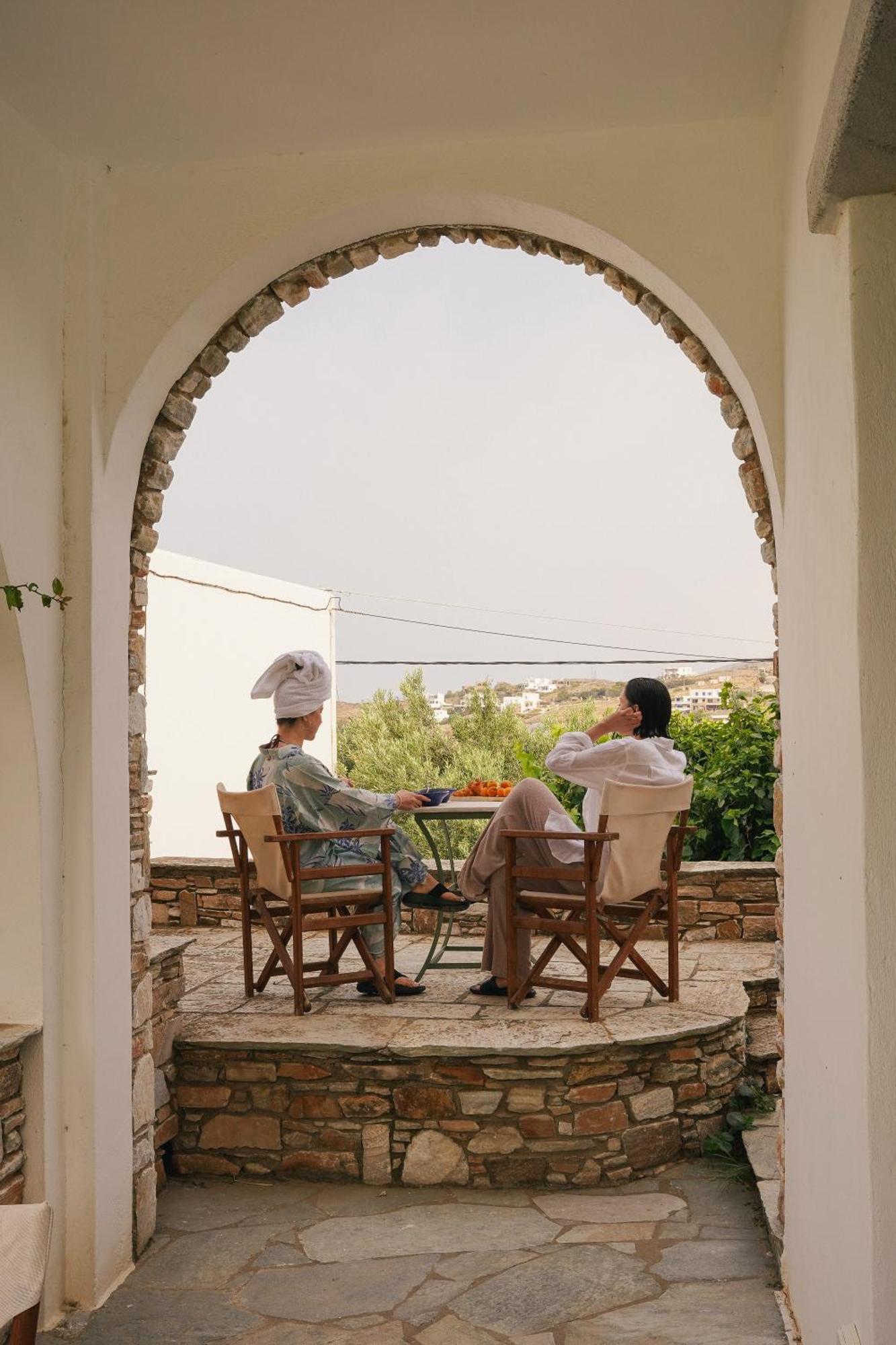 Romano Garden House - Land Tales Agios Romanos Zewnętrze zdjęcie